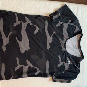 Under armour camo workout shirt